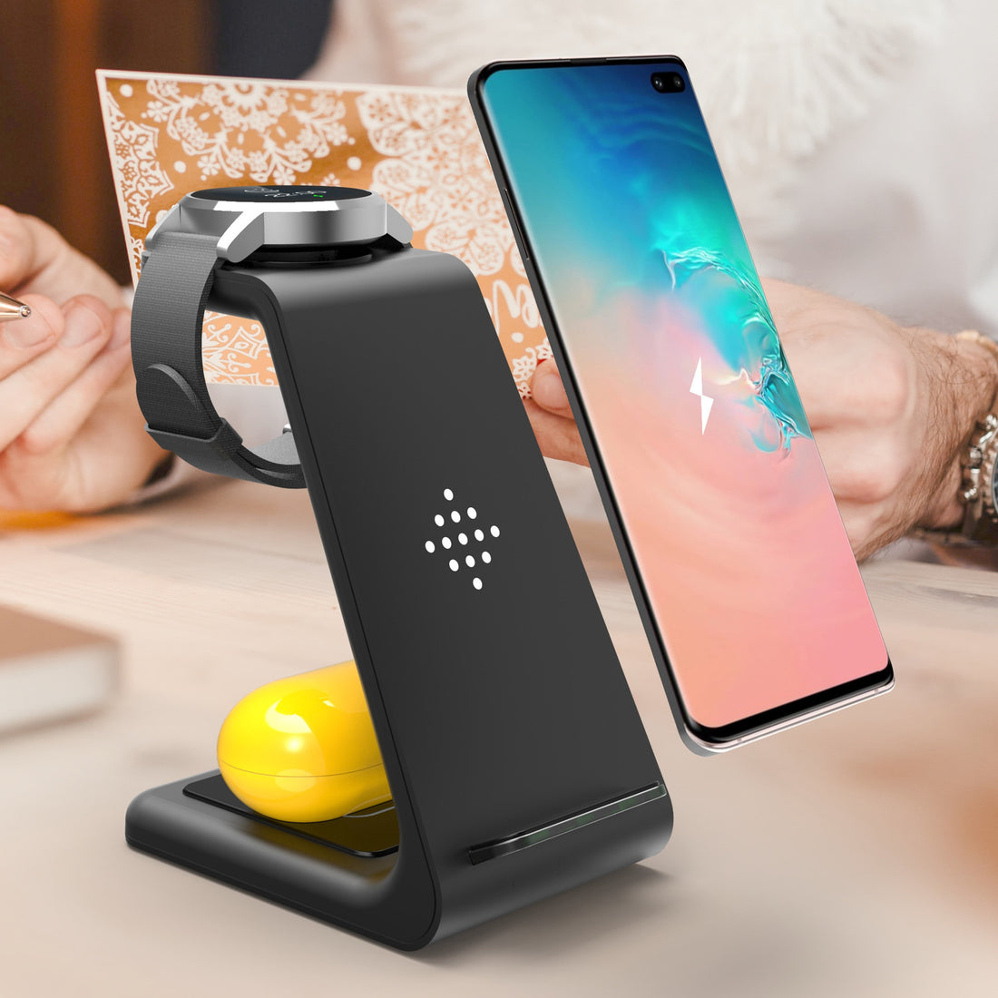 3-in-1 Wireless Charging Station – Fast Charger Dock for iPhone, Watch & AirPods