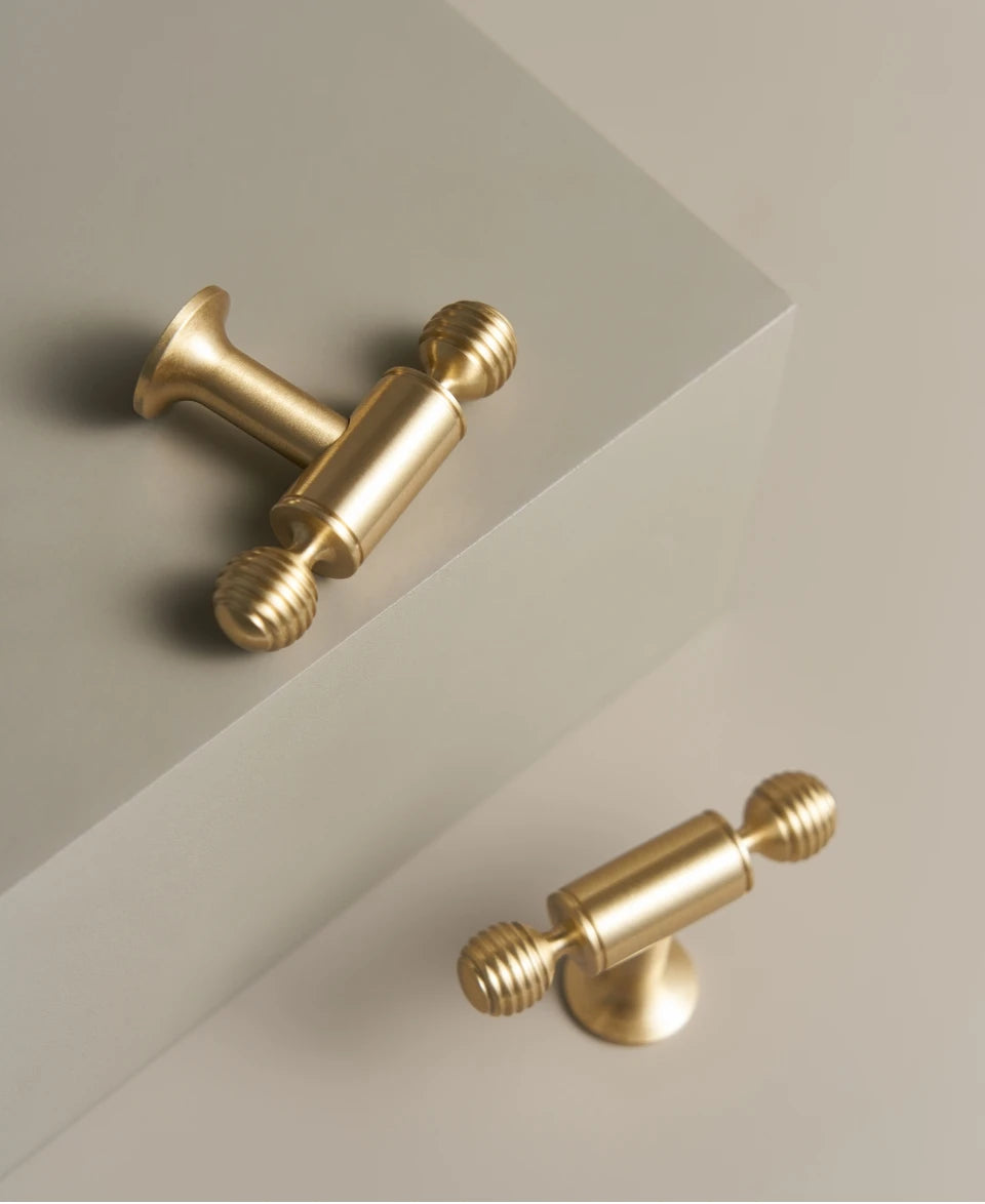 Nurlin French Luxury Solid Brass Kitchen Cabinet Furniture Drawer Cabinet Door Handle Round Knobs T-Bar Wardrobe Pull